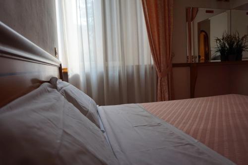 Green Hotel Рим Екстериор снимка