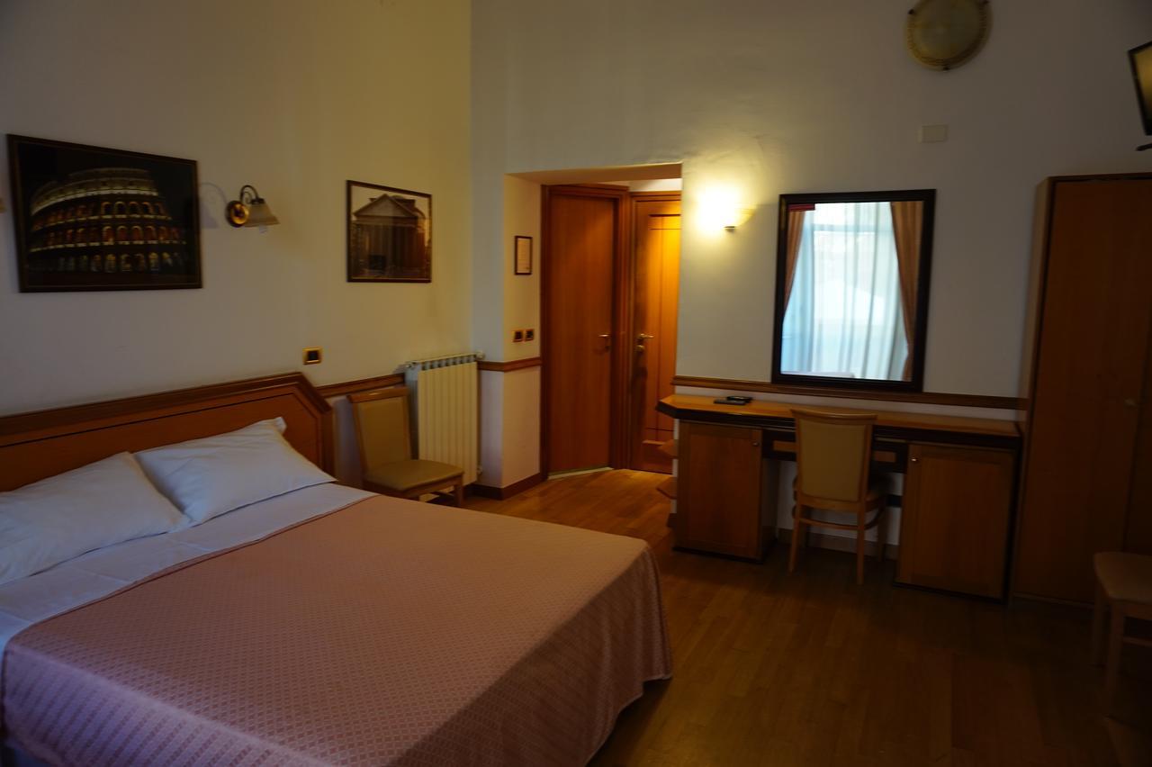 Green Hotel Рим Екстериор снимка